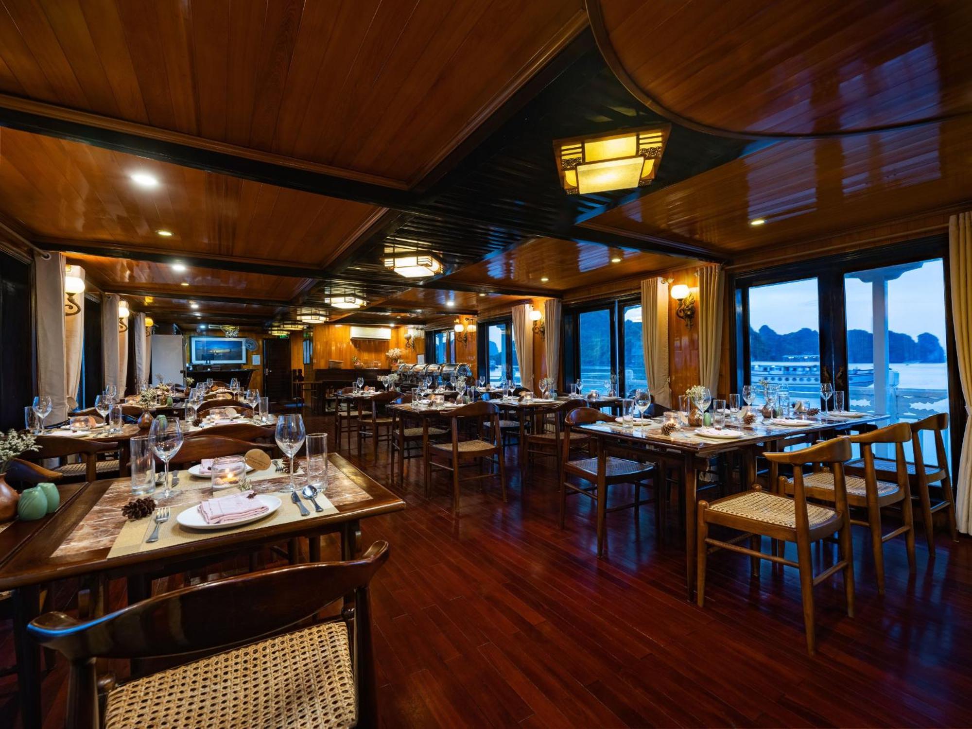 Hera Boutique Cruise Ha Long Bay Dış mekan fotoğraf