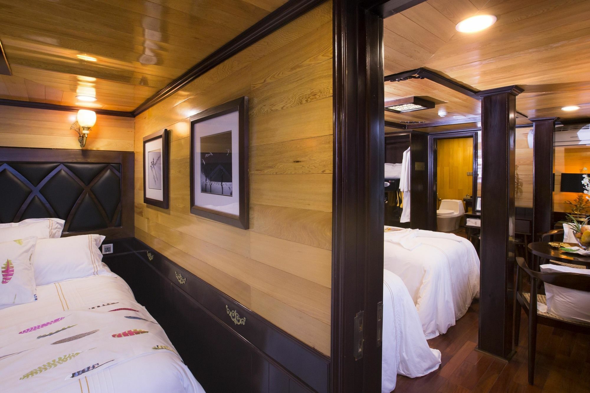 Hera Boutique Cruise Ha Long Bay Dış mekan fotoğraf