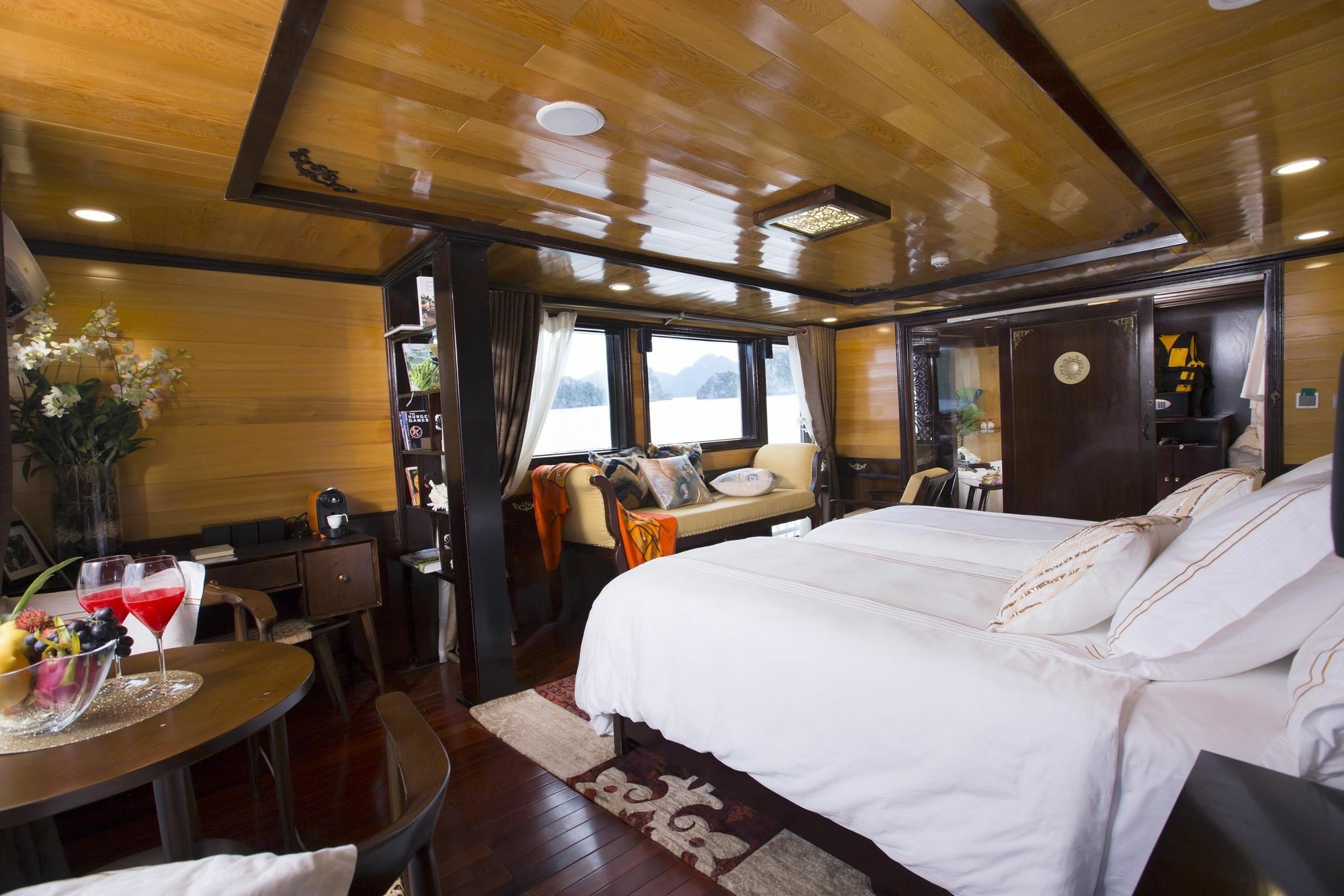 Hera Boutique Cruise Ha Long Bay Dış mekan fotoğraf