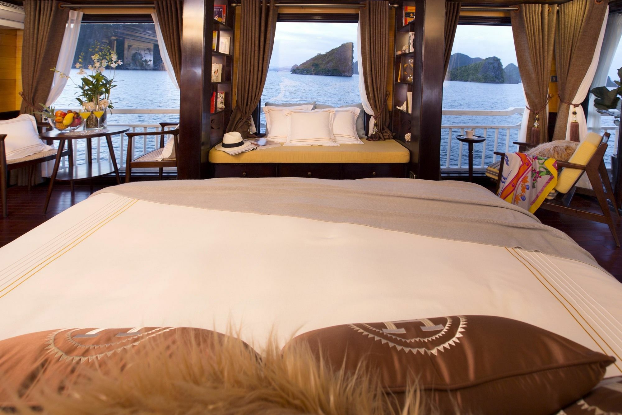 Hera Boutique Cruise Ha Long Bay Dış mekan fotoğraf